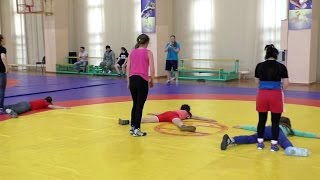 Вольная борьба. Девушки. Упражнения.