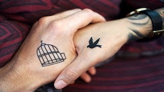 ВЛЮБЛЕН - ПЕСНЯ ПОД ГИТАРУ | Парень рассказывает в песне о том как он влюбился в свою девушку