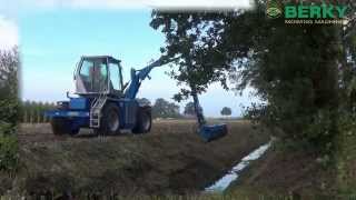 BERKY Trac type 3700 - Selfpropelled Tool Carrier