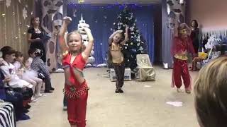 Танец восточных красавиц. Д/С 87 г.Краснодар. Подготовительная группа