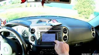 Установка RCD 330G плюс в VW Tiguan