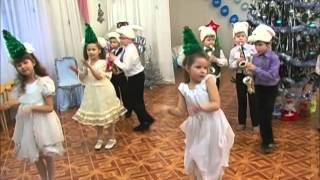 Танец ёлочек и зайцев
