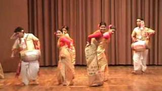 INDIAN FOLK DANCES - BIHU FROM ASSAM -21 danceofindia.org@gmail.com
