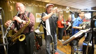Steve Drzewicki Band entertains a packed house for South End's Pulaski Hall farewell party