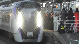 E353系 特急ｽｰﾊﾟｰあずさ ﾃﾞﾋﾞｭｰ！営業運転開始初日 JR松本駅 2017.12.23 光panasd 702