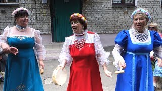 День соседей в Клинцах. Танцуют Все (фрагмент мероприятия).