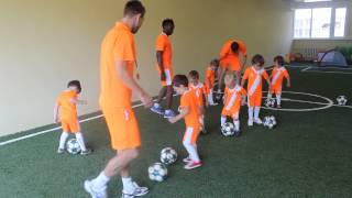 Футбол для детей. Детский футбольный клуб Champion Kids. Тренировки
