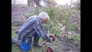 Обработка огородов самодельными приспособлениями. (Часть 3) Плуг для оранки лебедкой