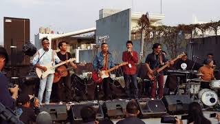 Penawar Letih - The Rain Feat Arga & Bayu (Konser Nyore Bareng The Rain)