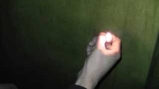Как зажечь спичку одной рукой.СУПЕР МЕТОД!!!