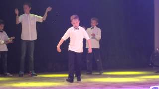 Мальчишки танцуют брейк-данс (break-dance) - школа танцев "Dance School SOL"