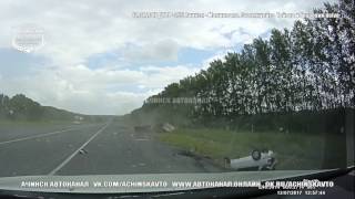 Момент аварии. 12.07.2017 ДТП Р-255 Ачинск - Малиновка. Столкнулись Тойота и Грузовик Volvo
