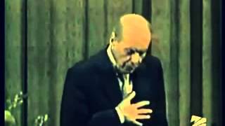 Heyder Eliyevin cixisi zamani ureyi agriyir.
