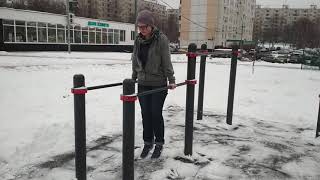Подъем ног на брусьях Пресс Обучающее видео