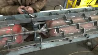Грудобойные катки из пропановый баллонов. Кончился газ - сделай катки...