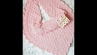 Красивый, ажурный бактус крючком! Chal.