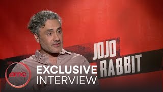 JOJO RABBIT - Exclusive Interviews (Taika Waititi, Scarlett Johansson) | AMC Theatres (2019)