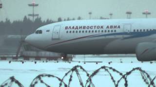 Владивосток Авиа 4600 4602 Airbus А330 руление взлет takeoff taxi UUEE