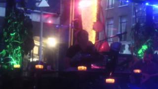 Mavigul Arnhem Hollanda,da haftanin 5 gunu  canli muzik eglence dogumgunu bekarliga-veda kutlamalari