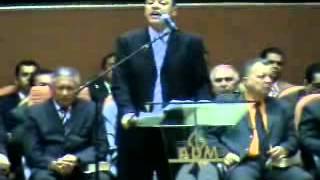 Isaías capítulo 12 - Deus é louvado por restaurar o seu povo.