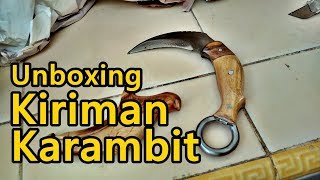 Unboxing kiriman karambit, senjata tradisional paling mematikan dari minangkabau.