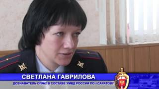 Полицейский стоял на кассе и задержал бегуна с водкой
