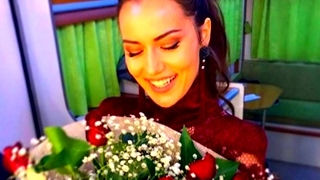 Fahriye Evcen Фахрие Эвджен – Признание в любви Бураку Озчивиту! – До самой смерти/Актеры