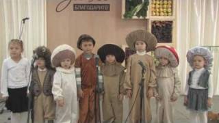 Участие детей в празднике. Жатва 2010