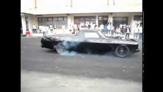 NGEBUT !! Holden Chop Top With Zoomies