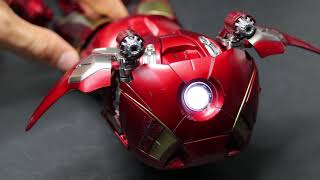 Hot Toys "Iron Man Mark 7 Suit Pod Mode "