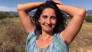 Hairy Armpit Walk in the Countryside Tsetsi & Jelio. Окосмени (Космати) Подмишници - Цеци & ЖельоМир