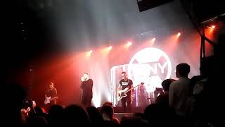 VLNY - Сломанные цветы [BLIZHETOUR, SPb, 28.11.2017, Aurora Concert Hall]