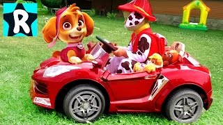 Рома играет с игрушками Щенячий Патруль (PAW Patrol)