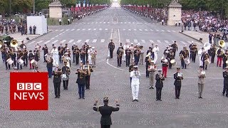 Bastille Day: French army band plays Daft Punk - BBC News