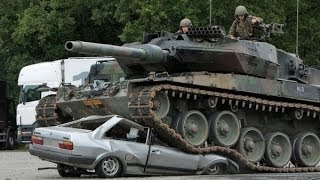 Жесть! новое!  Танки раздавили людей, и расстреляли, Краматорск