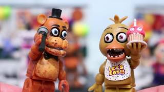 Chica's Nightmare Birthday Party !  Toys and Dolls Fun with Five Nights at Freddy's Playsets