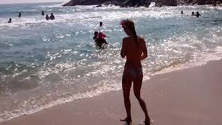 Playa del Amor, NUDISTA, Zipolite, Oaxaca, México, hombres y mujeres desnudos en la playa