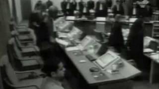 Femrat e përdhunuar në Kosovë - Rrefimet e vajzave të dhunuara gjatë luftës. www.jetanekastriot.org