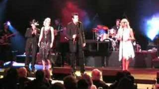 Catherine Britt - Aussies Walk The Line (Live Johnny Cash Cover)