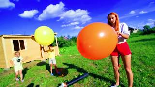 Что придумала МАМА? ПОСЛЕДНЕЕ ВИДЕО Лета Гигантские воздушные шары Pretend Play balloons for kids