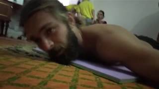 ? силовой - интуитивный массаж ногами с завязанными глазами в Лагере СЫроедов Абхазия