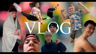 VLOG: Студенческая жизнь в общаге. Универ. Поход в батутный центр. Ночной клуб.