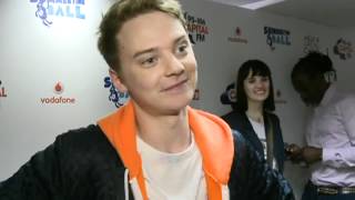 One Direction give Conor Maynard advice on fame!