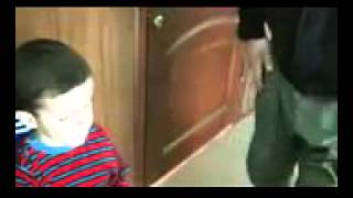 Маленький мальчик поет нашид Г1ураба