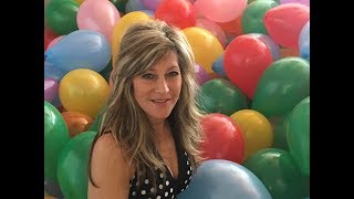 Room filled with 500+ Balloons