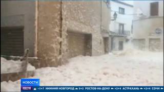 Видео: пенный ураган накрыл Испанию