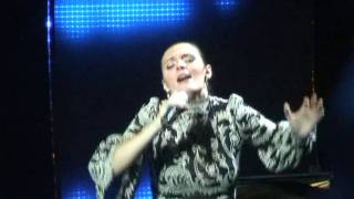 Города и Девочка на бис Елена ВАЕНГА Кремль 21.12.2011