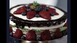 ТОРТ КЛУБНИЧНО-ЧЕРНИЧНЫЙ СМЕТАННИК. РЕЦЕПТ-ВИДЕО.
