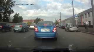 Охуевшая мразь на Оутлендере стрельнул из травмы!