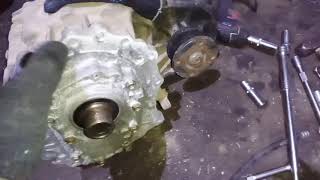Вот так выглядит Растянута цепь раздатки Nissan Terrano WD21, R20, R50, когда уже проскакивает.
